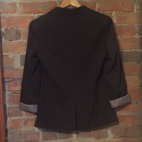 ⭐️⭐️⭐️⭐️⭐️ Grey Power Suit - Picture 4 of 7